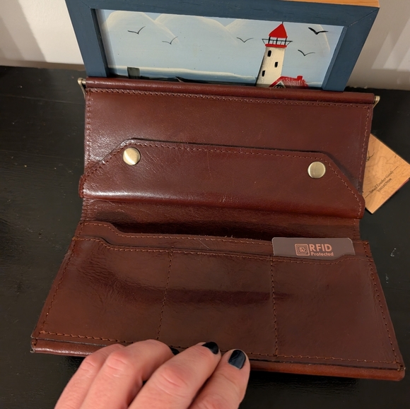 Patricia Nash Loxley Wallet. NWT. - Picture 7 of 8